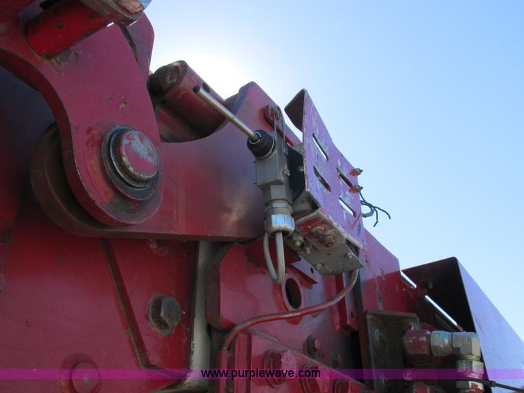 image for item K2212 2005 GMC C8500 digger derrick truck