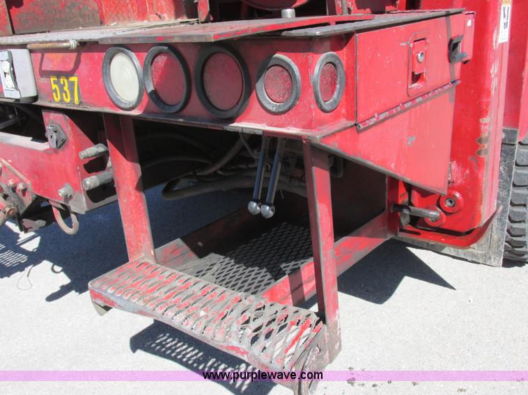 image for item K2212 2005 GMC C8500 digger derrick truck