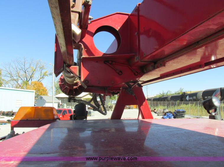 image for item K2212 2005 GMC C8500 digger derrick truck