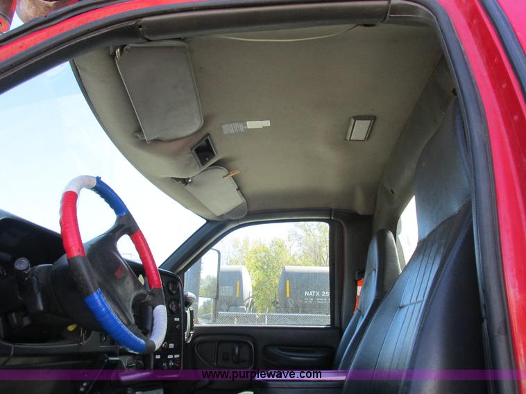 image for item K2212 2005 GMC C8500 digger derrick truck