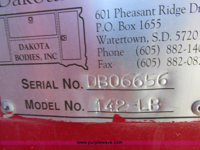 image for item K2212 2005 GMC C8500 digger derrick truck