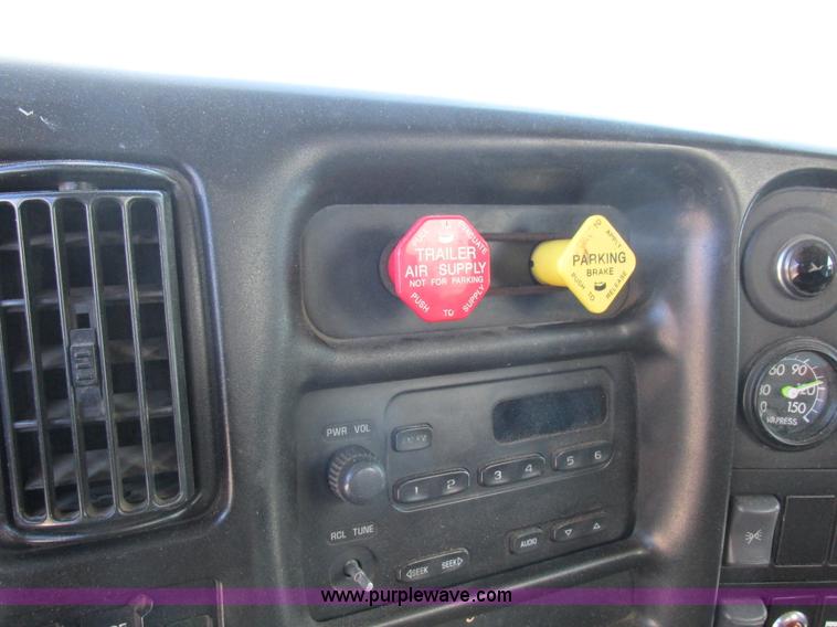 image for item K2212 2005 GMC C8500 digger derrick truck