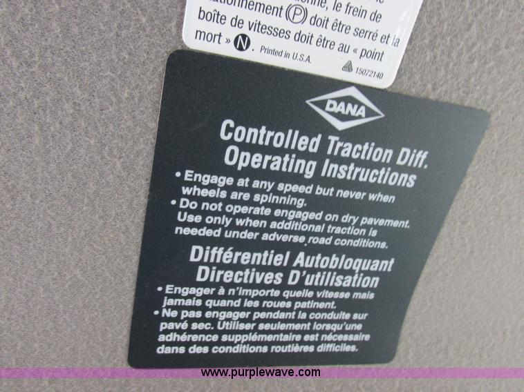 image for item K2212 2005 GMC C8500 digger derrick truck