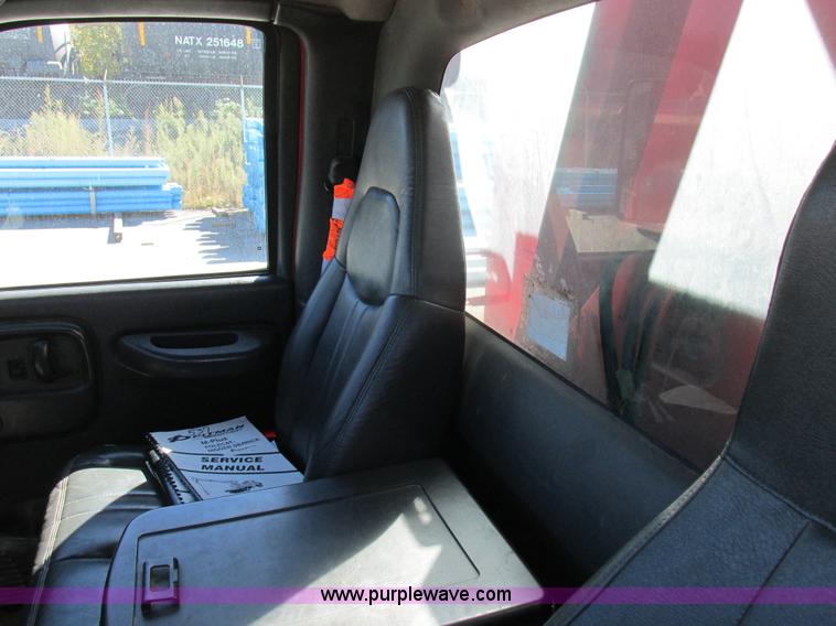 image for item K2212 2005 GMC C8500 digger derrick truck