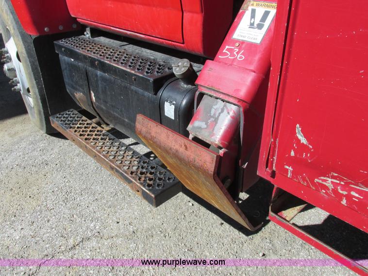 image for item K2213 2005 GMC C8500 digger derrick truck