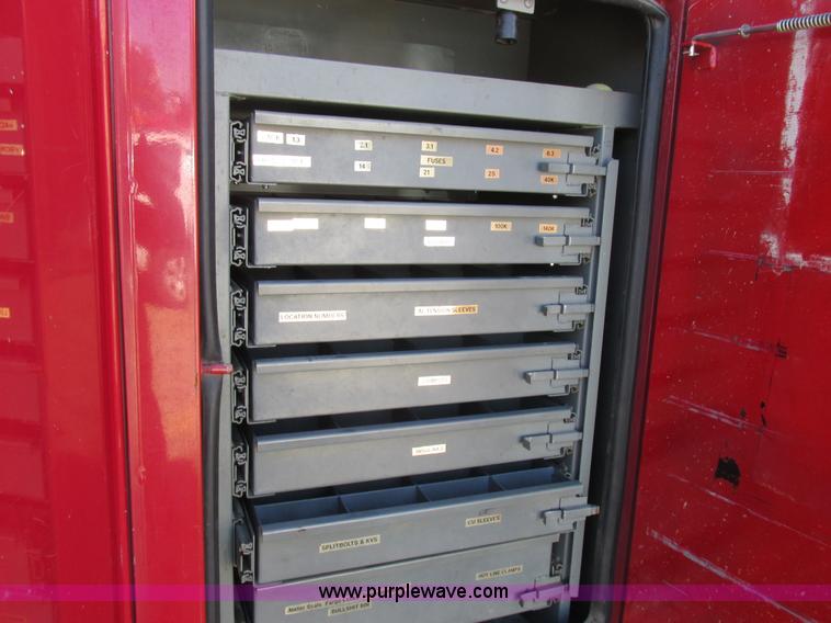 image for item K2213 2005 GMC C8500 digger derrick truck