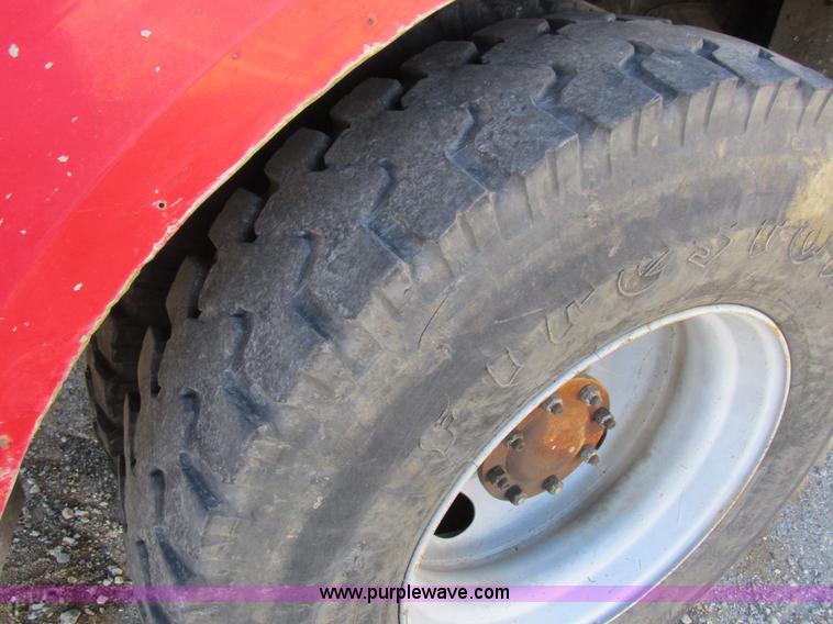 image for item K2213 2005 GMC C8500 digger derrick truck