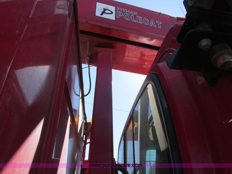 image for item K2213 2005 GMC C8500 digger derrick truck