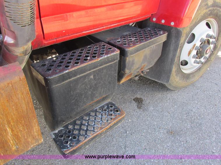 image for item K2213 2005 GMC C8500 digger derrick truck