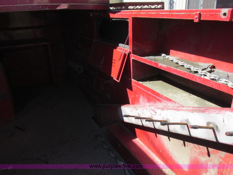 image for item K2213 2005 GMC C8500 digger derrick truck