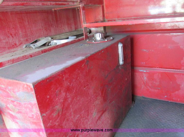 image for item K2213 2005 GMC C8500 digger derrick truck