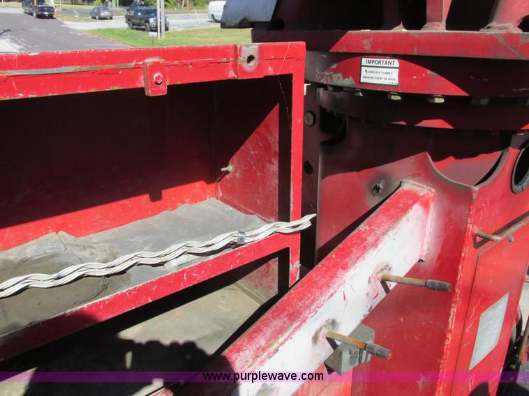 image for item K2213 2005 GMC C8500 digger derrick truck