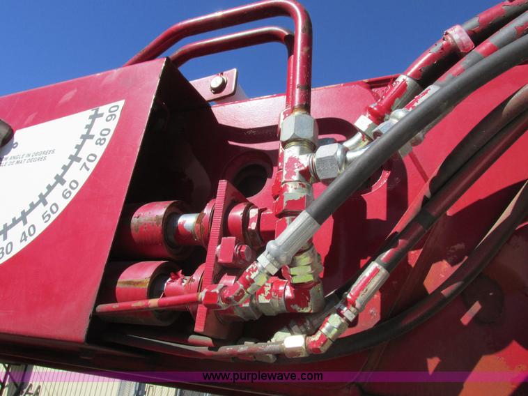 image for item K2213 2005 GMC C8500 digger derrick truck