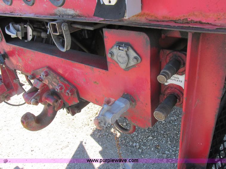image for item K2213 2005 GMC C8500 digger derrick truck