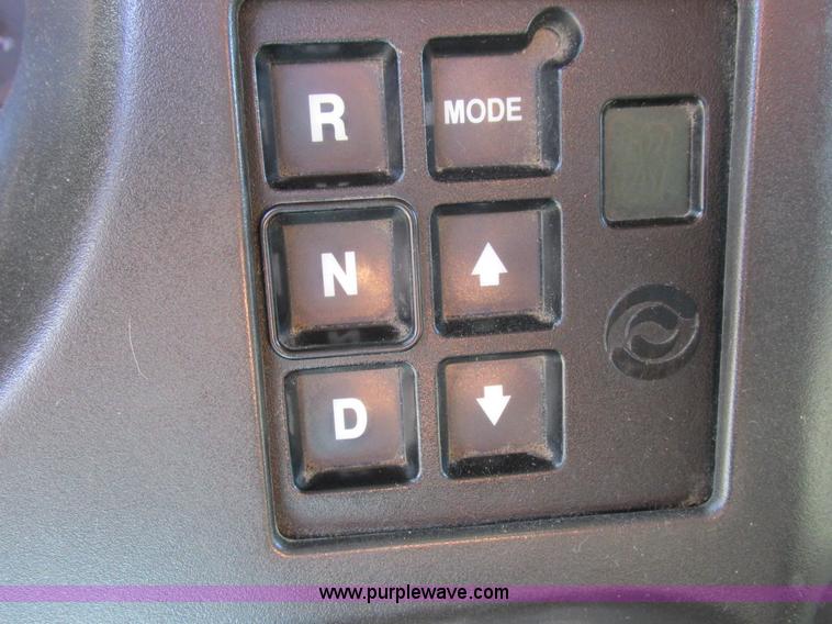 image for item K2213 2005 GMC C8500 digger derrick truck