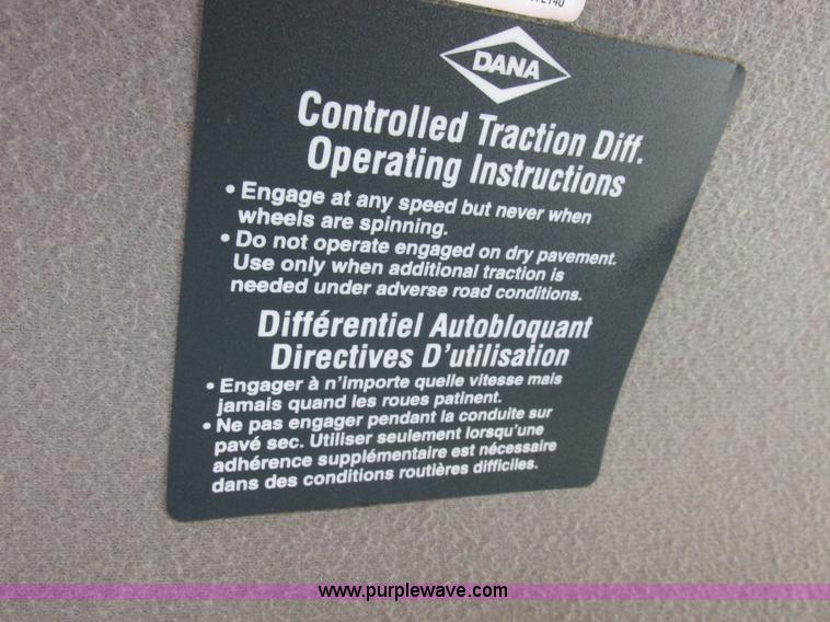 image for item K2213 2005 GMC C8500 digger derrick truck