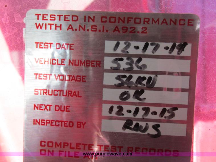 image for item K2213 2005 GMC C8500 digger derrick truck