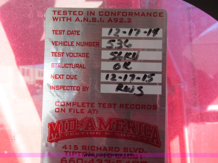 image for item K2213 2005 GMC C8500 digger derrick truck