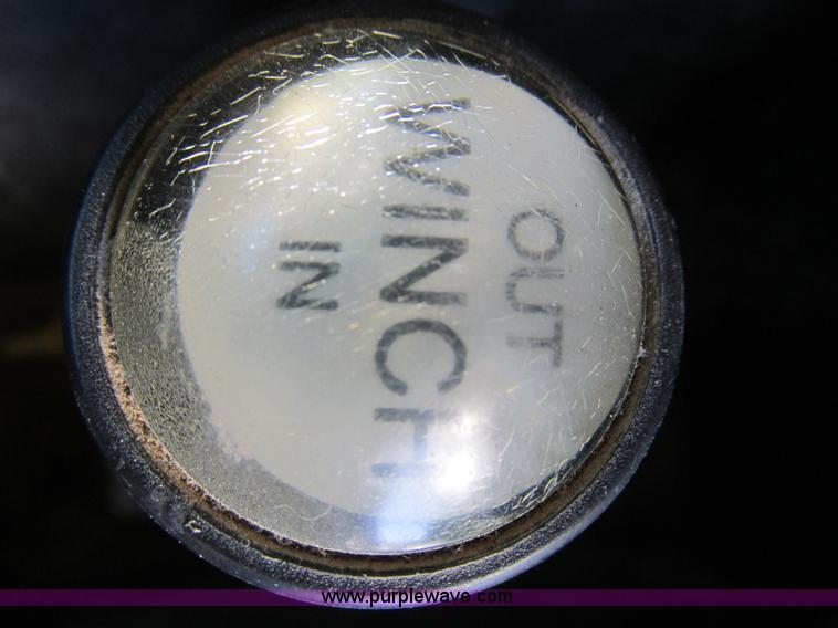 image for item K2213 2005 GMC C8500 digger derrick truck