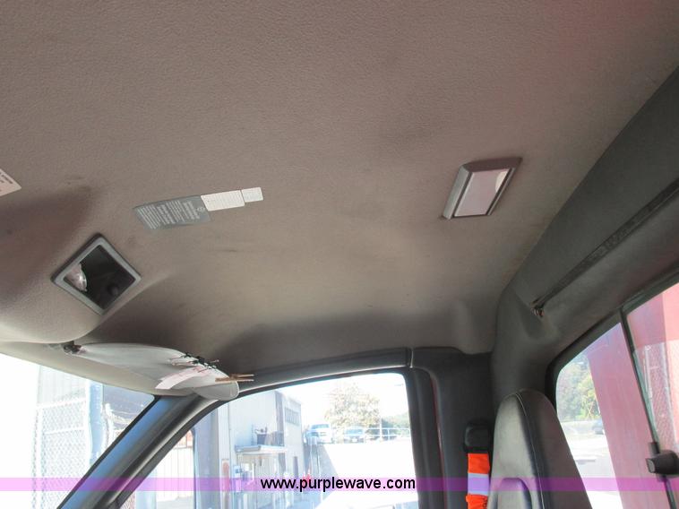 image for item K2213 2005 GMC C8500 digger derrick truck