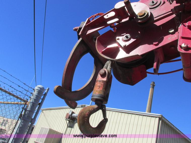 image for item K2213 2005 GMC C8500 digger derrick truck