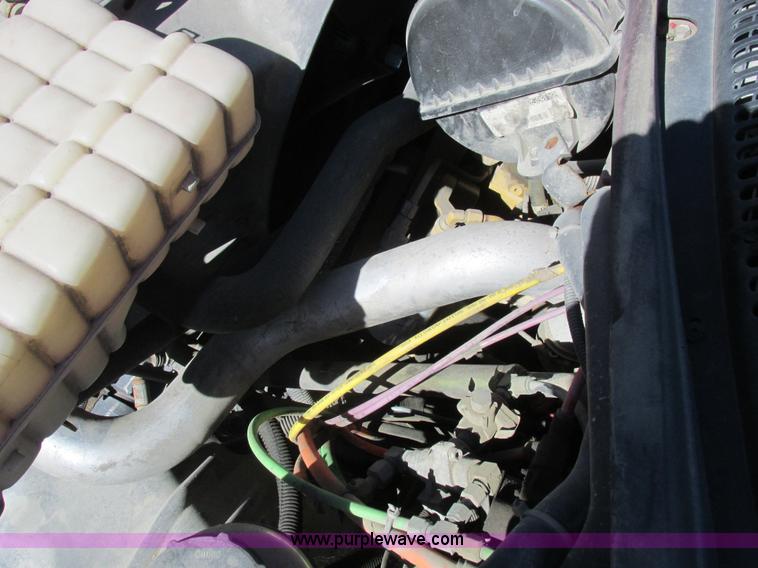 image for item K2213 2005 GMC C8500 digger derrick truck