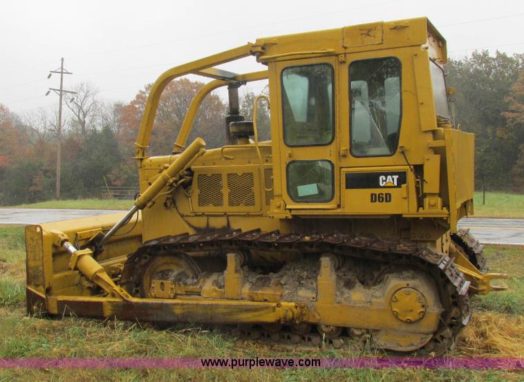 image for item K2227 Caterpillar D6D dozer