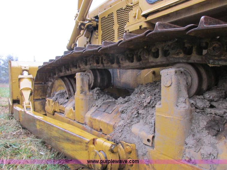 image for item K2227 Caterpillar D6D dozer