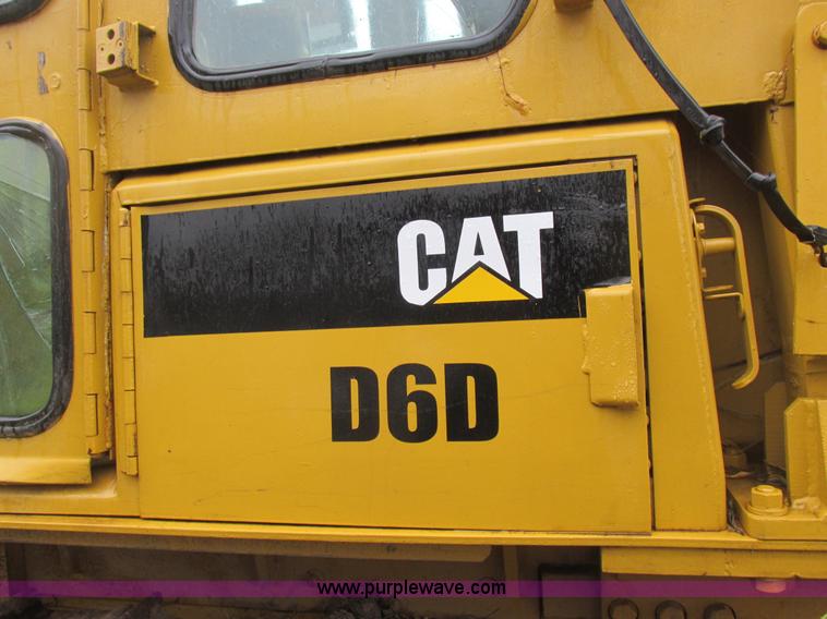image for item K2227 Caterpillar D6D dozer