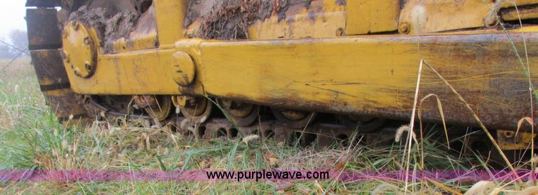 image for item K2227 Caterpillar D6D dozer