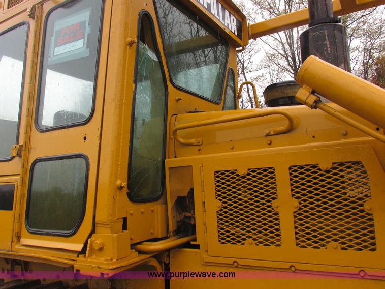 image for item K2227 Caterpillar D6D dozer