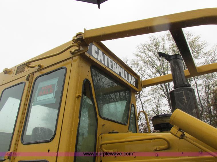 image for item K2227 Caterpillar D6D dozer
