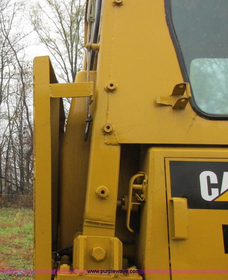 image for item K2227 Caterpillar D6D dozer