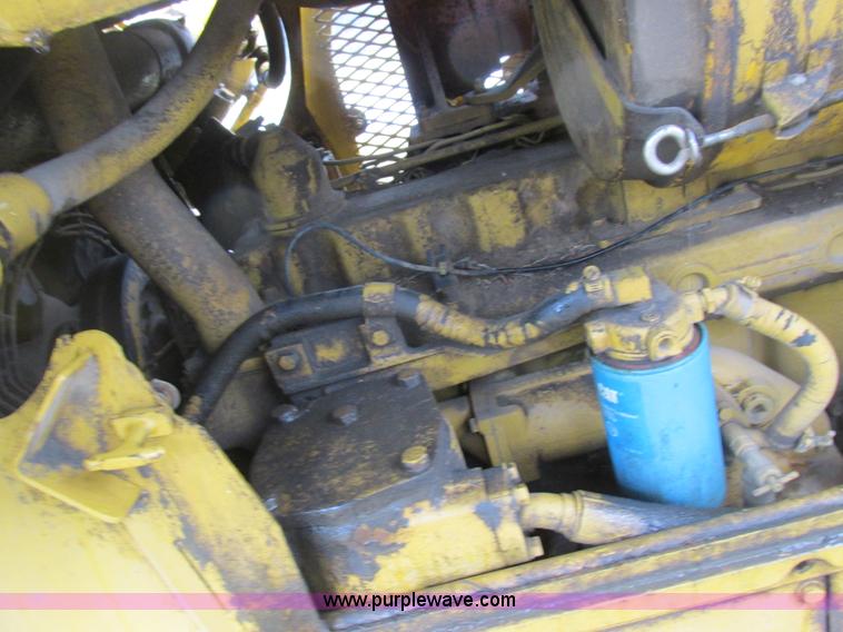 image for item K2227 Caterpillar D6D dozer