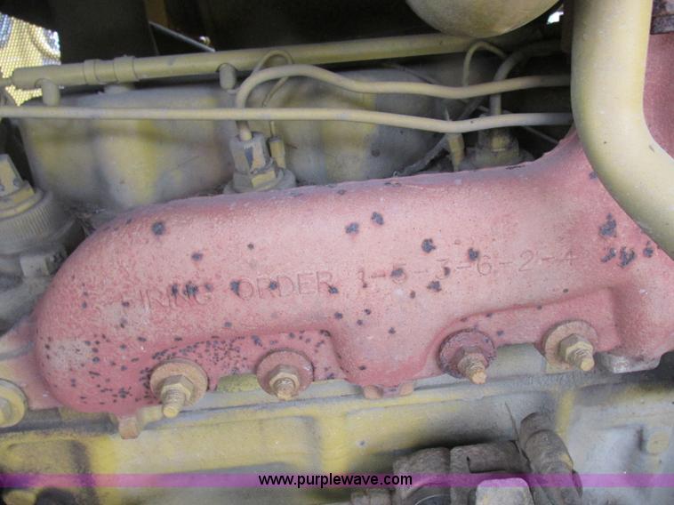 image for item K2227 Caterpillar D6D dozer