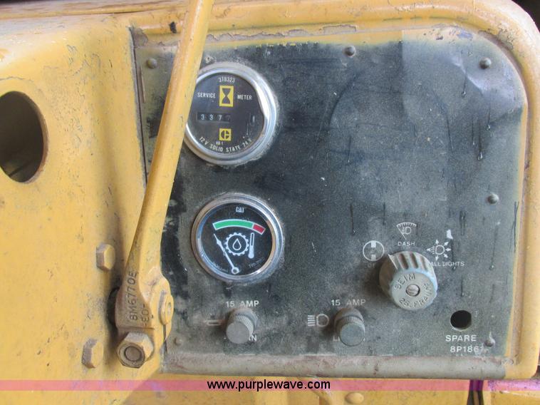 image for item K2227 Caterpillar D6D dozer