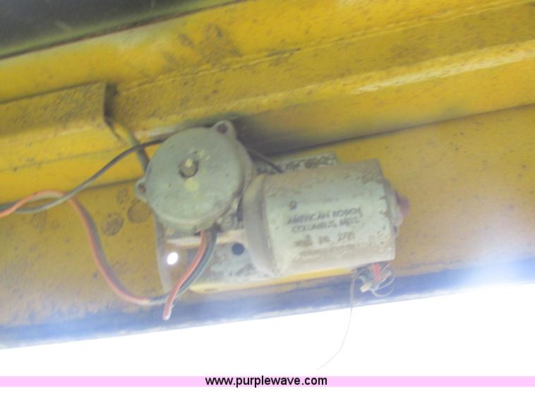 image for item K2227 Caterpillar D6D dozer