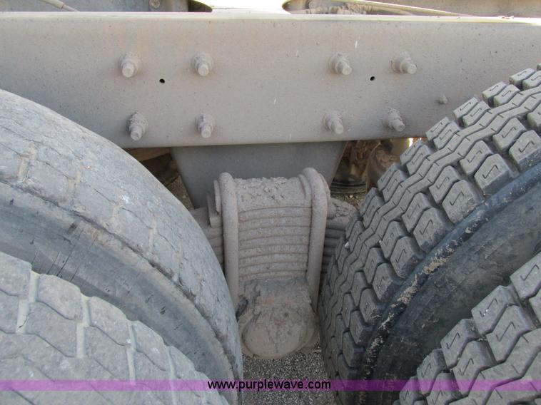 image for item K5191 2005 Mack CV713 dump truck