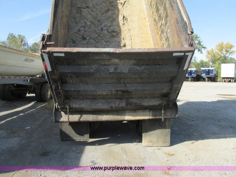 image for item K5191 2005 Mack CV713 dump truck