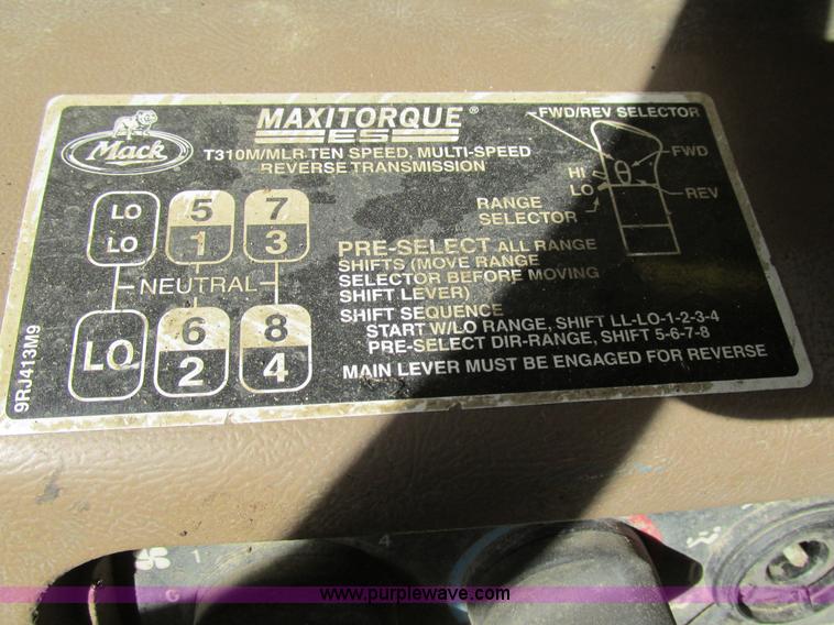 image for item K5191 2005 Mack CV713 dump truck