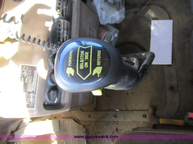 image for item K5191 2005 Mack CV713 dump truck