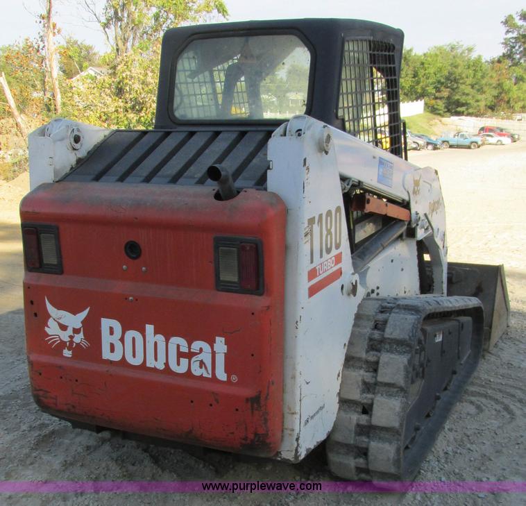 image for item K5195 2005 Bobcat T180 skid steer