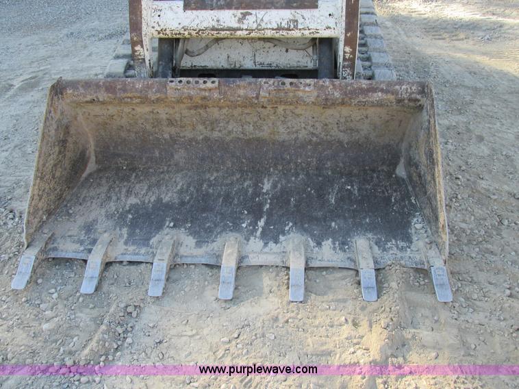 image for item K5195 2005 Bobcat T180 skid steer