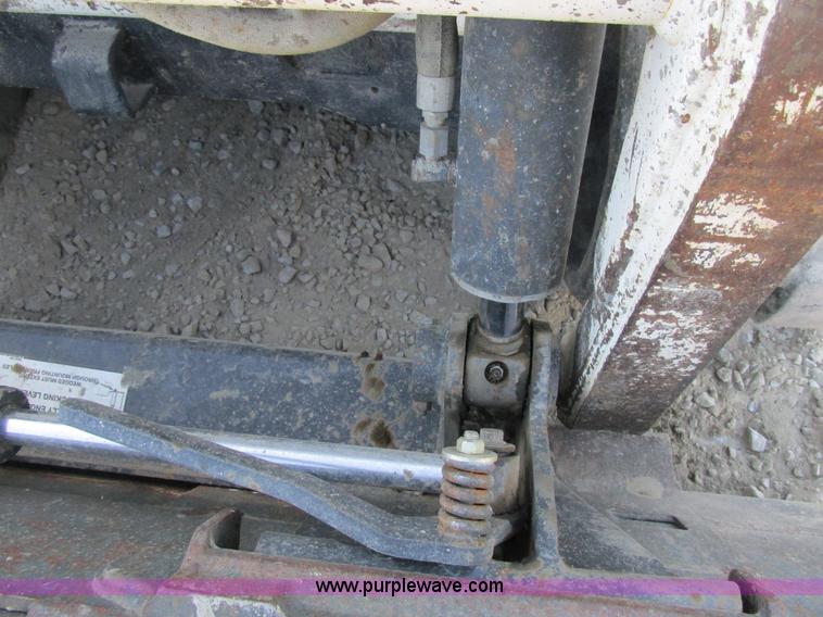 image for item K5195 2005 Bobcat T180 skid steer