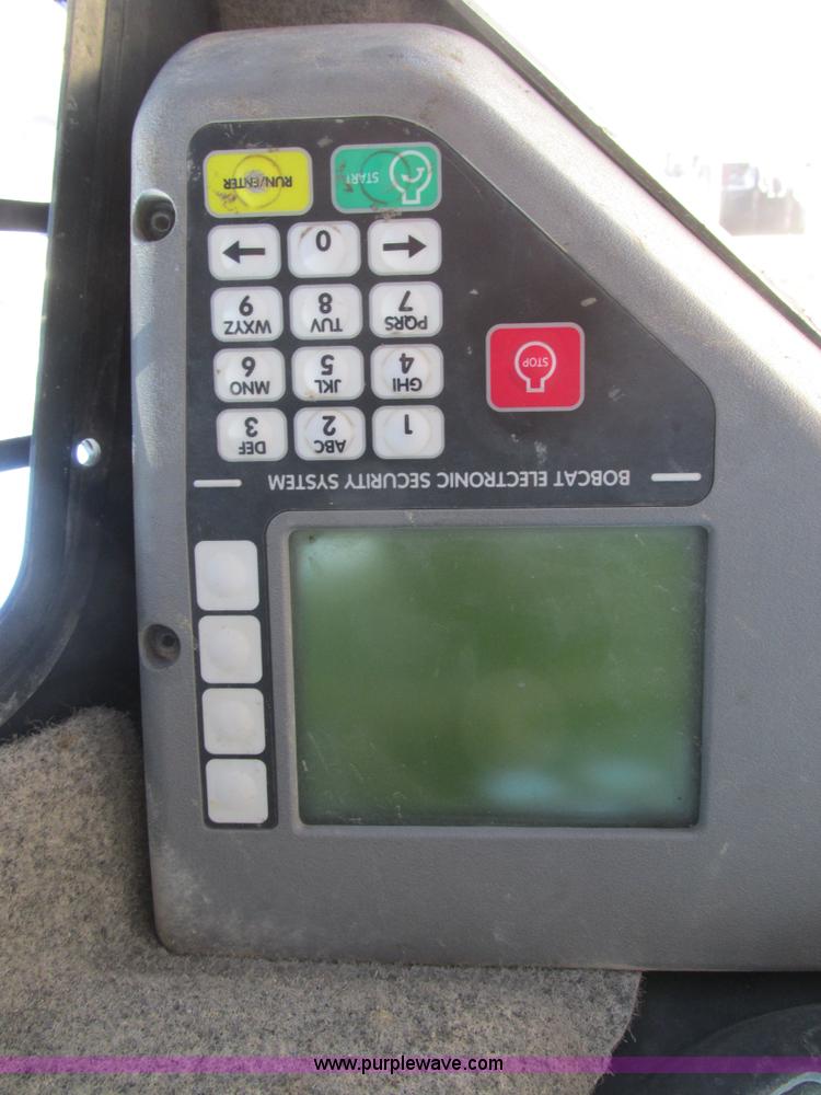 image for item K5195 2005 Bobcat T180 skid steer