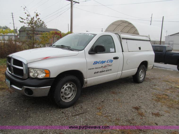 image for item K6397 2005 Dodge Ram 1500 pickup truck