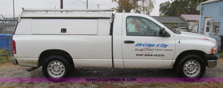 image for item K6397 2005 Dodge Ram 1500 pickup truck