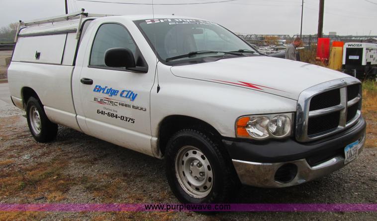 image for item K6397 2005 Dodge Ram 1500 pickup truck