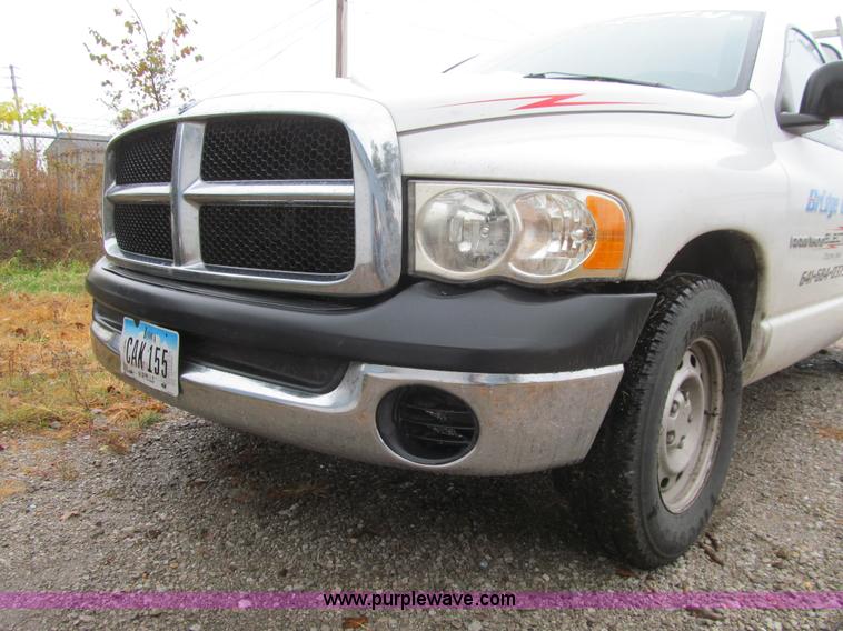image for item K6397 2005 Dodge Ram 1500 pickup truck