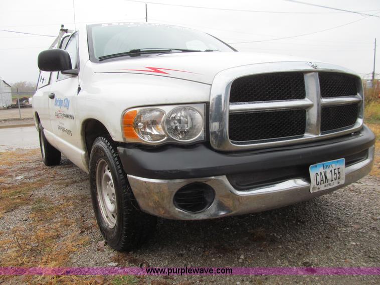 image for item K6397 2005 Dodge Ram 1500 pickup truck